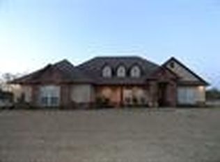 215 County Road 1133, Kilgore, TX 75662