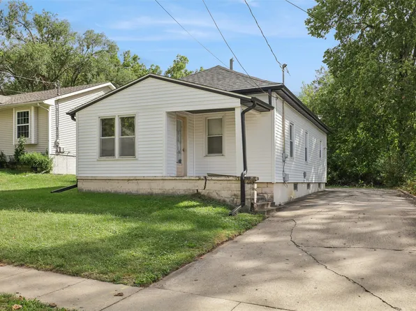 217 E Payton Ave, Des Moines, IA 50315