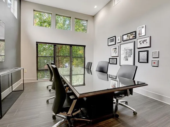 26 Avenue At Port Imperial image 23 of 26