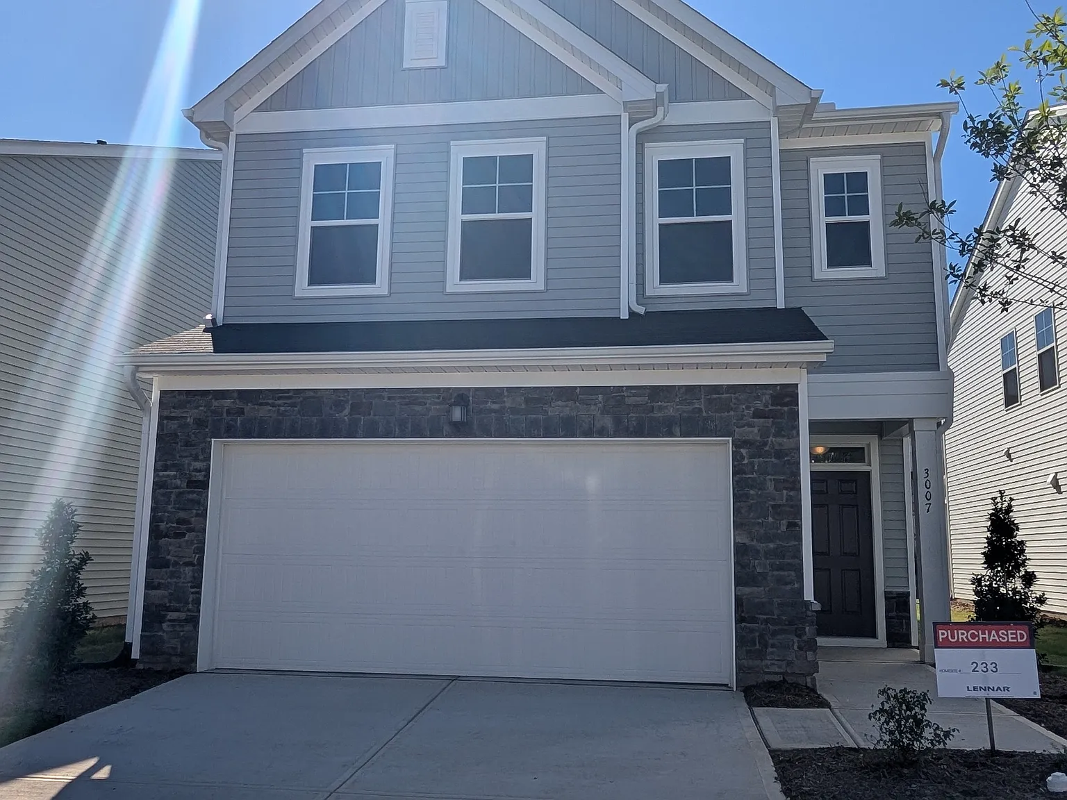 3 bed, 2.5 bath, 1924 sqft, $2,250 — Photo 1