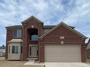 5739 Valyn Dr, Shelby Township, MI