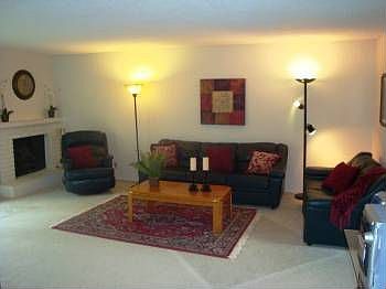 5th image of 770 Country Club Dr