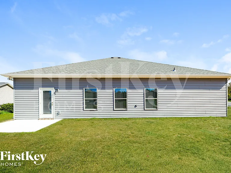 262 Wolf Rd W — Photo 15