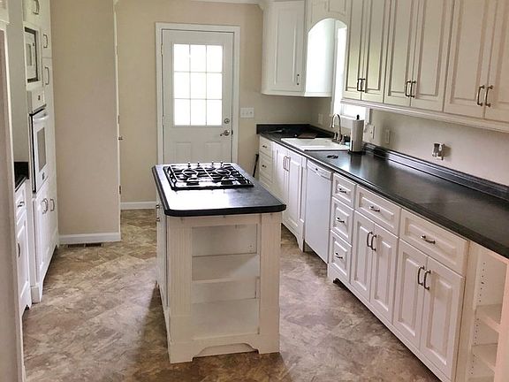 3rd image of 1031 County Road 1338