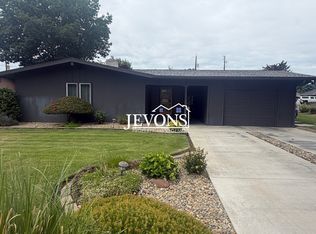 200 S 69th Ave, Yakima, WA 98908