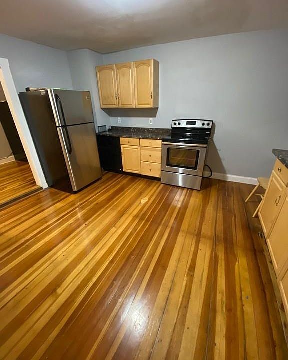 1st image of 29 Hanson St #2
