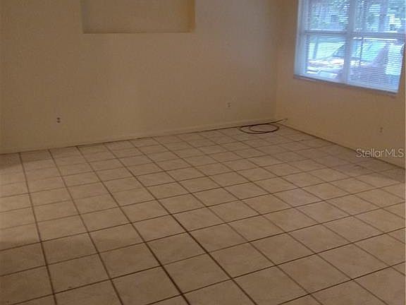4th image of 10901 N 21st St