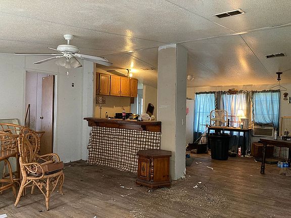 3rd image of 8470 SE 64th St
