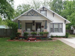 608 S Madison St, Siloam Springs, AR 72761