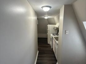 110 Perkins St