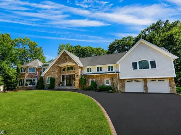 252 Mabel Pl, Franklin Lakes Boro, NJ 07417