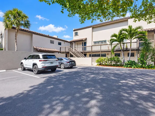 149 NW 70th Street #106C, Boca Raton, FL 33487