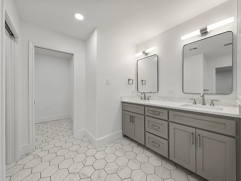52055 Lockwood Dr — Photo 26
