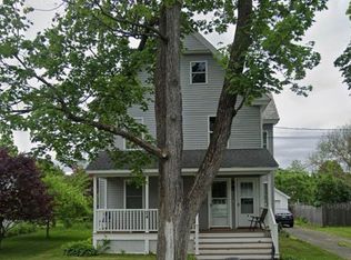 24 Cleveland Ave #2, Westfield, MA 01085