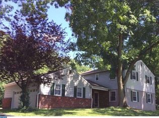 116 Pebble Woods Dr, Doylestown, PA 18901