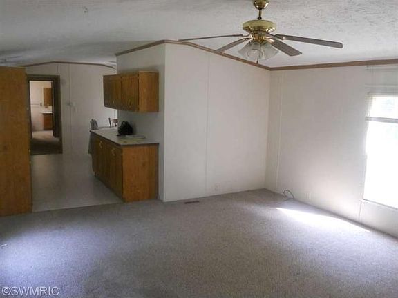 5th image of 930 Alvarado Dr