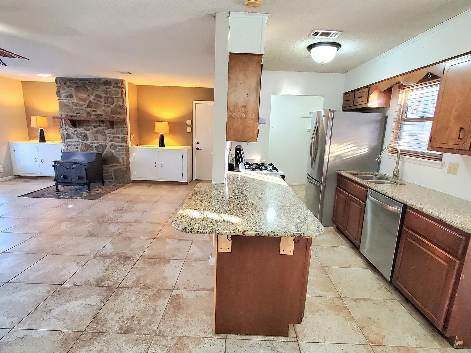22 Cardinal Ln — Photo 3
