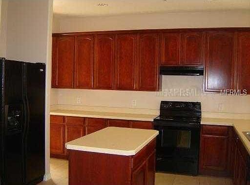 4th image of 9884 Lake District Ln