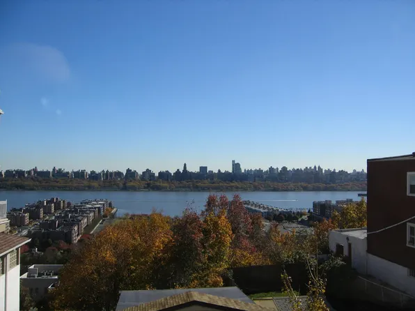 192 Cedar St, Cliffside Park, NJ 07010