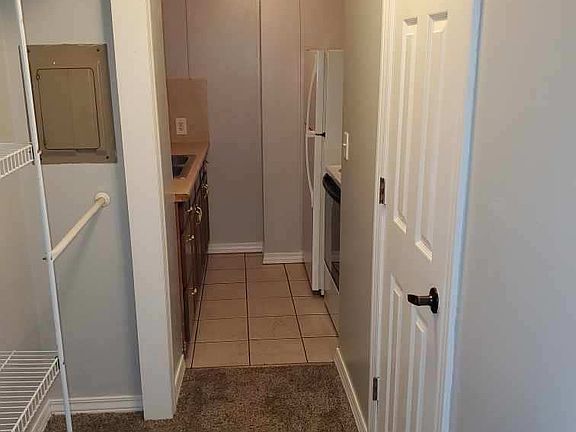 4th image of 318 Lincolnway E #3