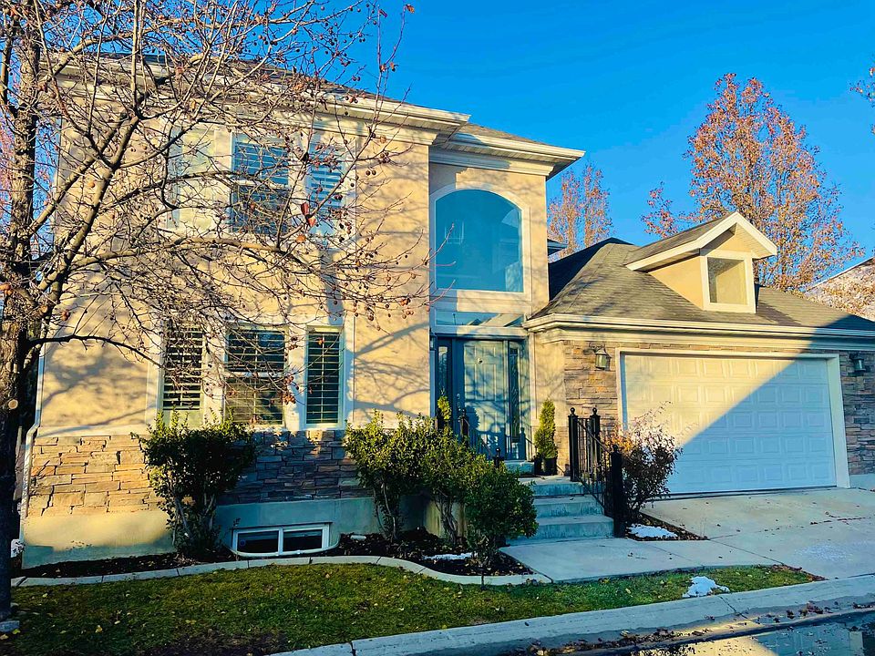 1st image of 2019 E Diamond Hills Ln