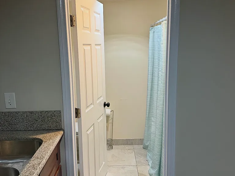 3933 Marine View Ave #A — Photo 3