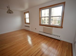23-23 41st St #33R, Astoria, NY 11105