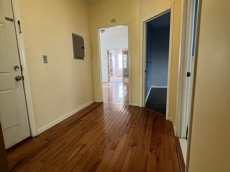 182 N 19th St #2 — Photo 12