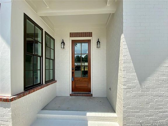 2nd image of 860 Arundell St #623