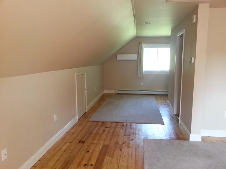 225 E Lincoln Ave — Photo 13