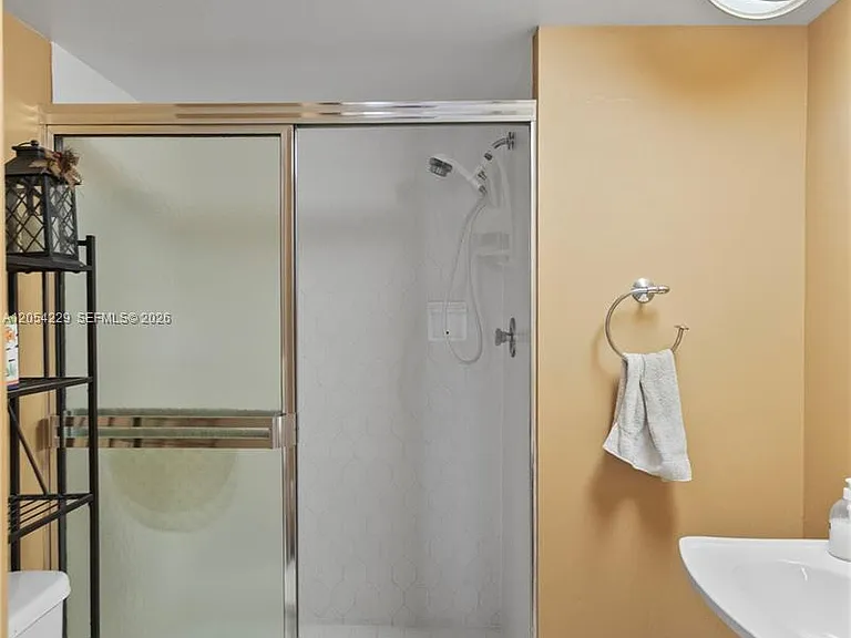 4020 Galt Ocean Dr #203 — Photo 35