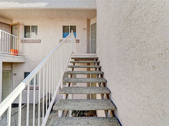 4th image of 4555 E Sahara Ave Unit 237