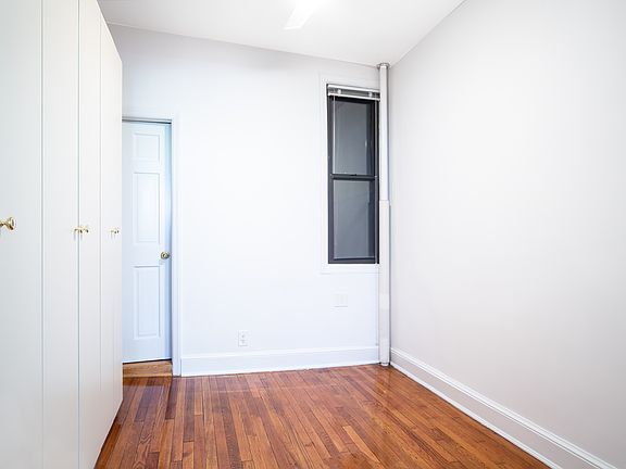 4th image of 432 E 66th St APT 8