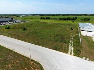 1551 S Empire Ave, Springfield, MO 65802