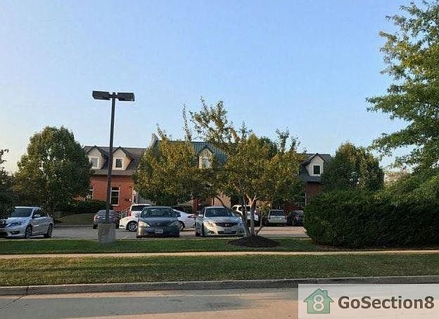 1st image of 1005 Club Village Dr APT 4