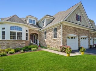44 Baxter Ln, West Orange, NJ 07052