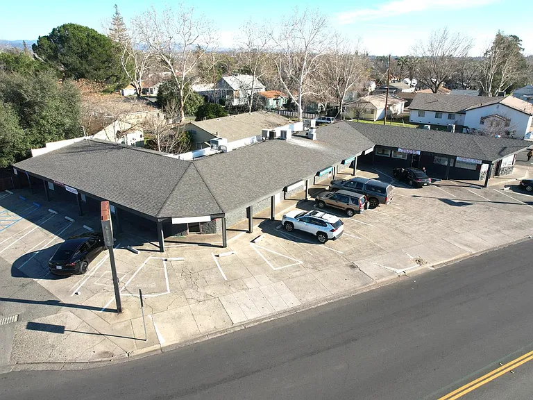 1357 Feather River Blvd — Photo 9