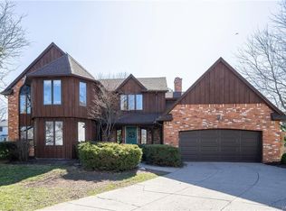 30 Opal Ct, East Amherst, NY 14051