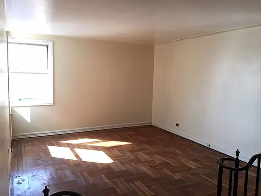 Rented by Lang Realty LLC | media 11