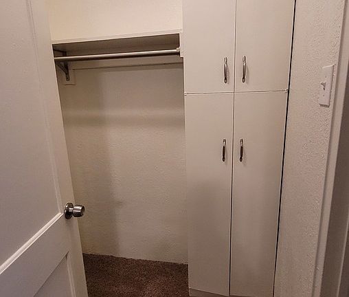 5th image of 629 E Armour Blvd #629-1C