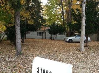 31853 Hoover Rd, Warren, MI 48093