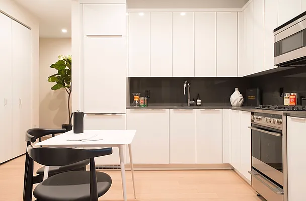 Rented by Metro Loft Management | media 18