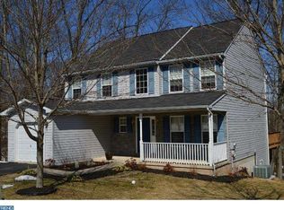 188 Ivy Ln, Zieglersville, PA 19492