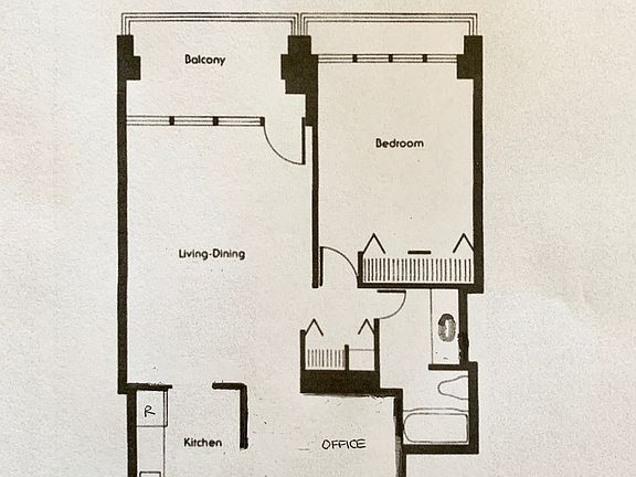 4th image of 1960 N Lincoln Park W APT 1411