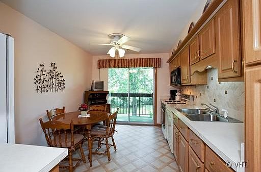 4th image of 8 Potawatomie Trl