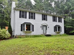 5 Park Ridge Dr, Huntington, MA 01050