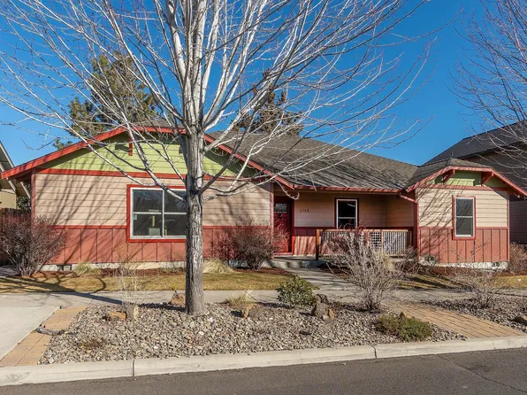 2798 NE Great Horned Pl, Bend, OR 97701