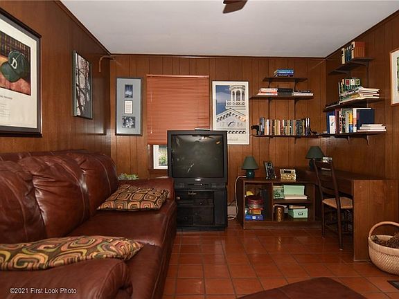 5th image of 12 Tabor Dr