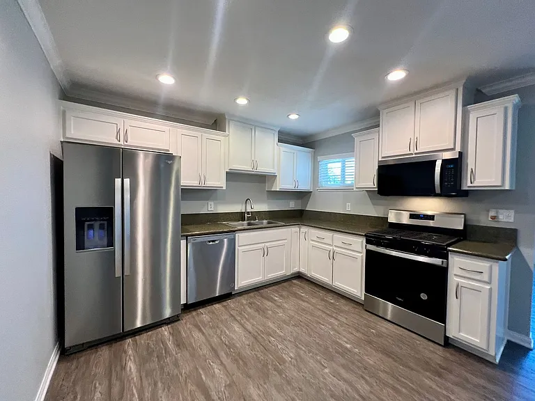 Solara Apartment Homes — Photo 51