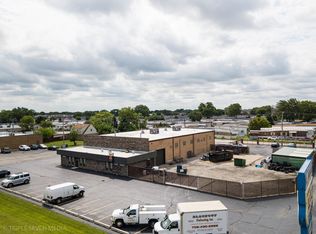 7401 W 87th St, Bridgeview, IL 60455